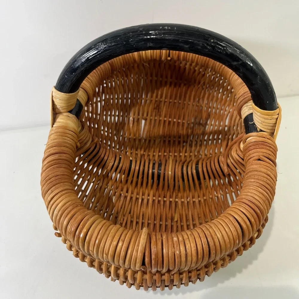 Vintage Woven Wicker Egg Basket Home Brown Black Handle Boho Cottage Farmhouse